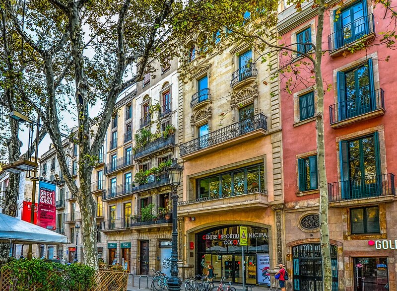 where-to-live-in-barcelona-digital-nomads
