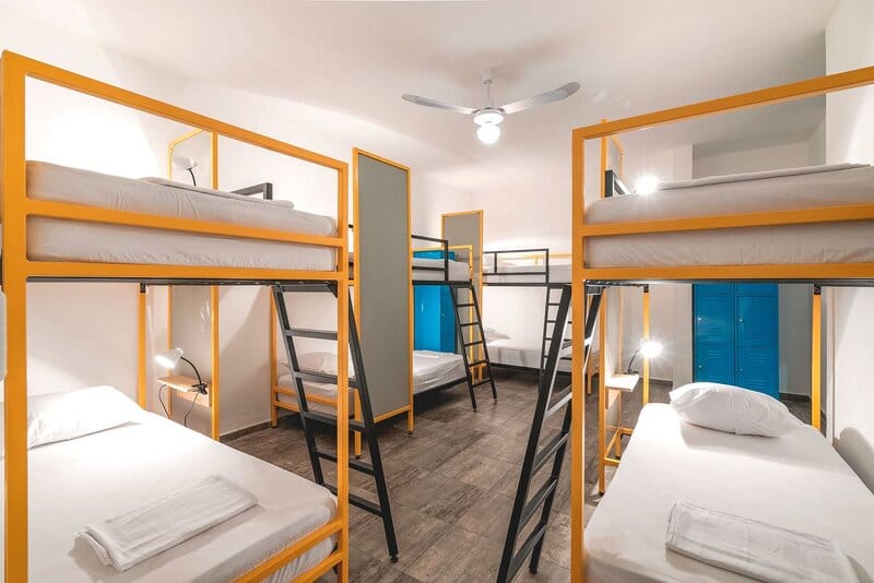 Web_Banner-Selina_Playa_del_Carmen_03-2018_Bed_8_Community_Room__1