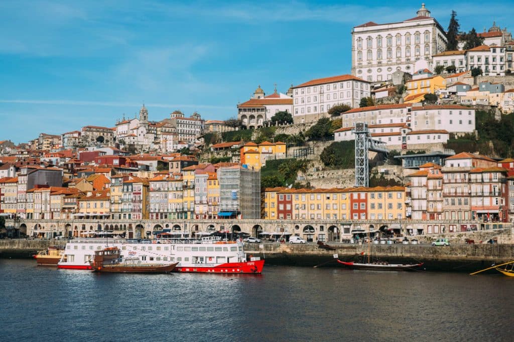 Selina-Porto-Location-City-digital-nomads