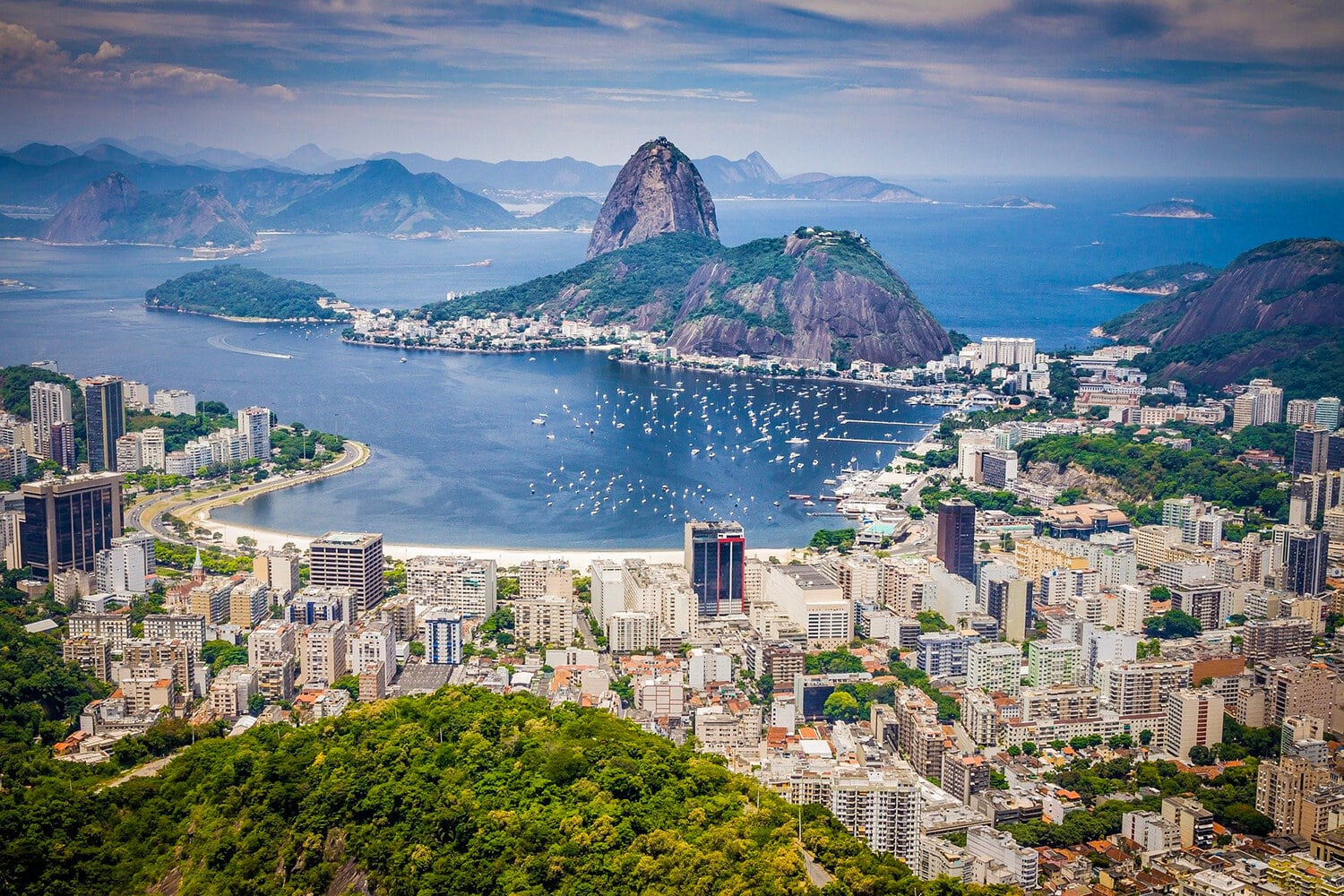 Sugar Loaf with Quick Access and Lunch at the Classic Urca Restaurant