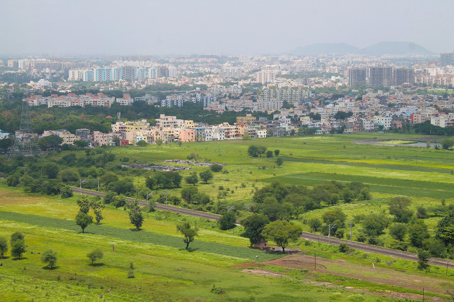A Complete Guide of Living in Pune (Pros & Cons, Cost, Benefits & More) -  Luxury Residences Blogs