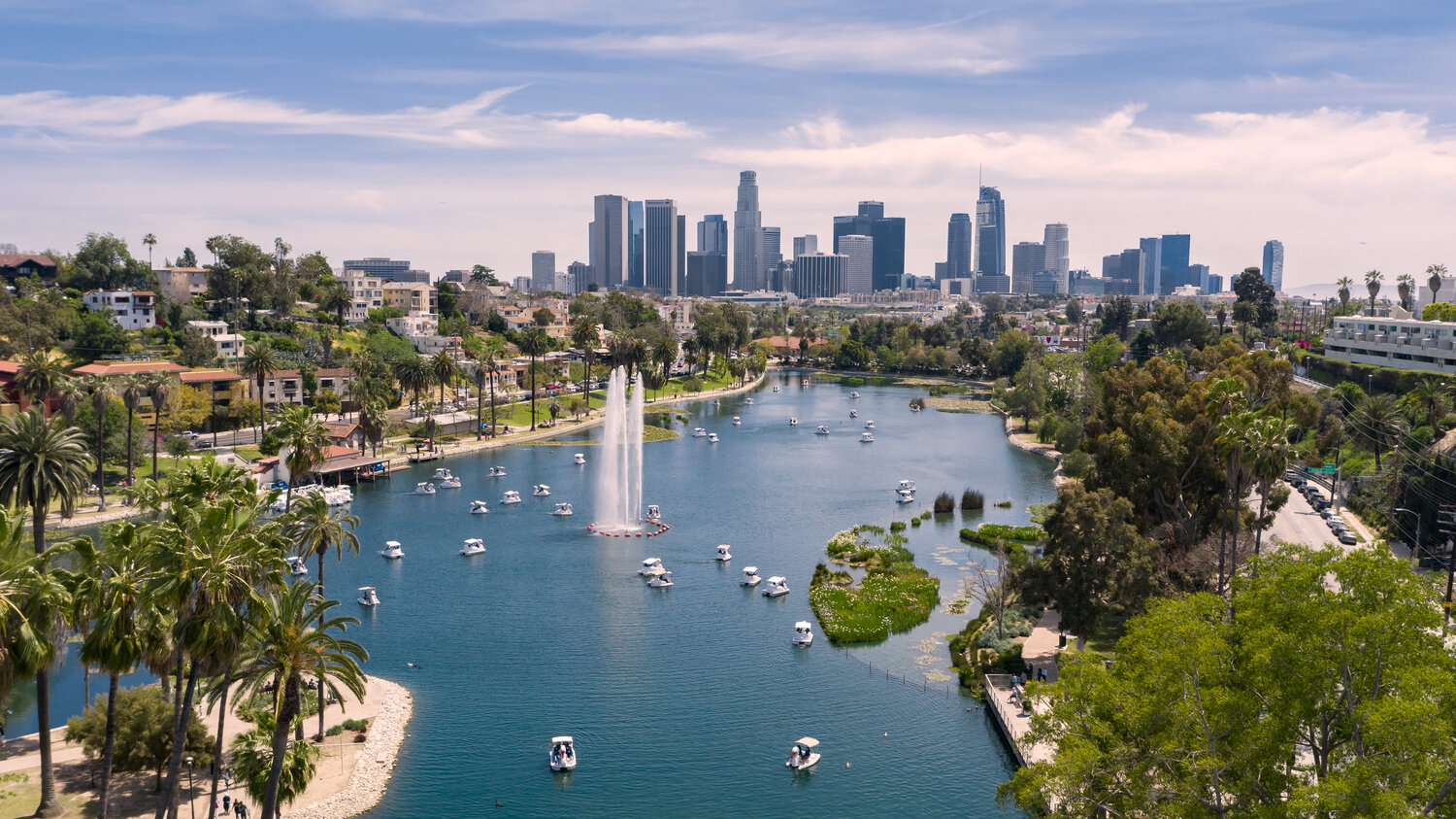 Take a look inside Apple's fancy new downtown L.A. store - Los