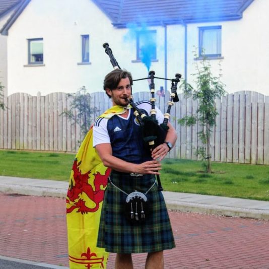 b033a43b-57fe-4438-871e-c105043beb33