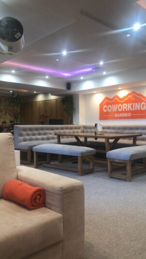 DF435CA1-CC50-40BD-88FF-7CBA984FFA93