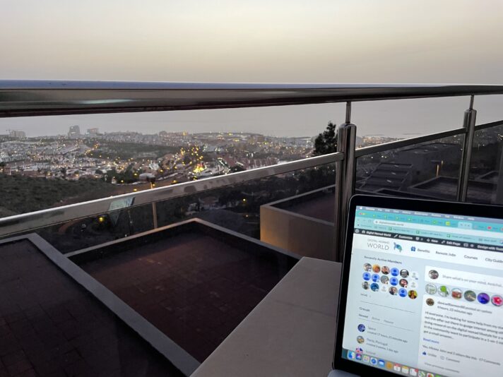 FAC967B4-C768-41D4-BE13-B06A61DA7F61