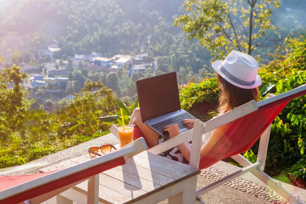 How-to-Become-a-Digital-Nomad