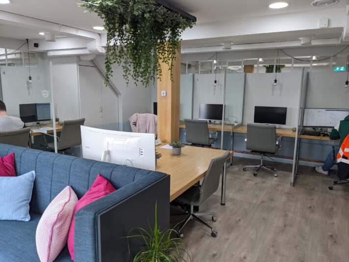 PXL_20220421_093402207