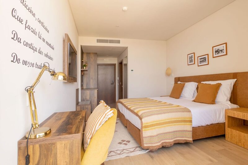 DDB4D393-5DAE-419D-8995-C48029031827