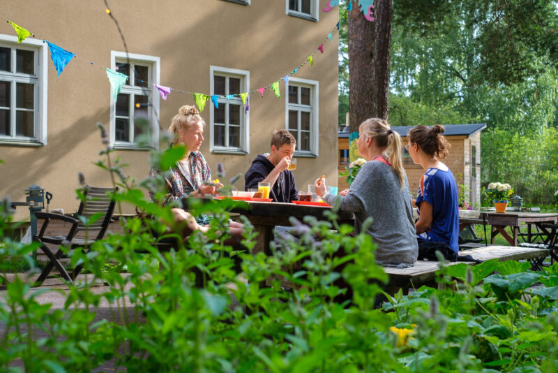 19-f713ae008970eaee19310b165453483c5d300c97381efa34600470f924ccf5b4