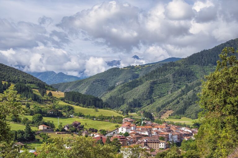 7 Best Rural Destinations For Digital Nomads In 2025 7 Best Rural Destinations For Digital Nomads In 2025