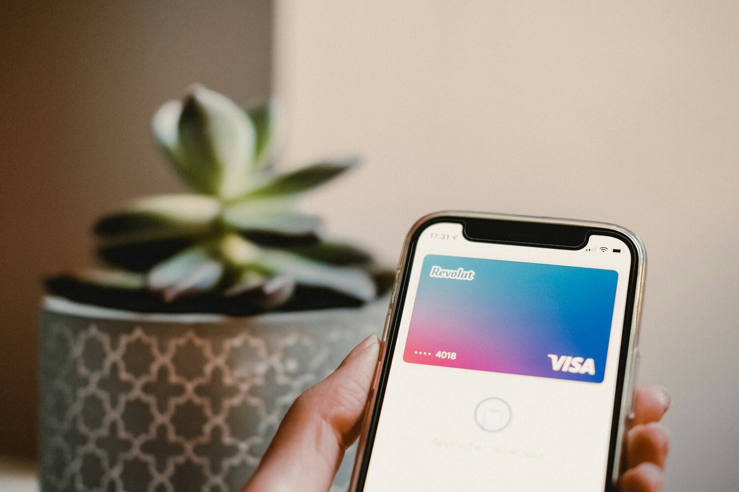 Revolut Review 2026 – Is It the Best Multi-Currency Account?