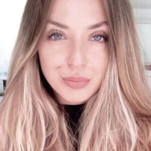Profile photo of Simina